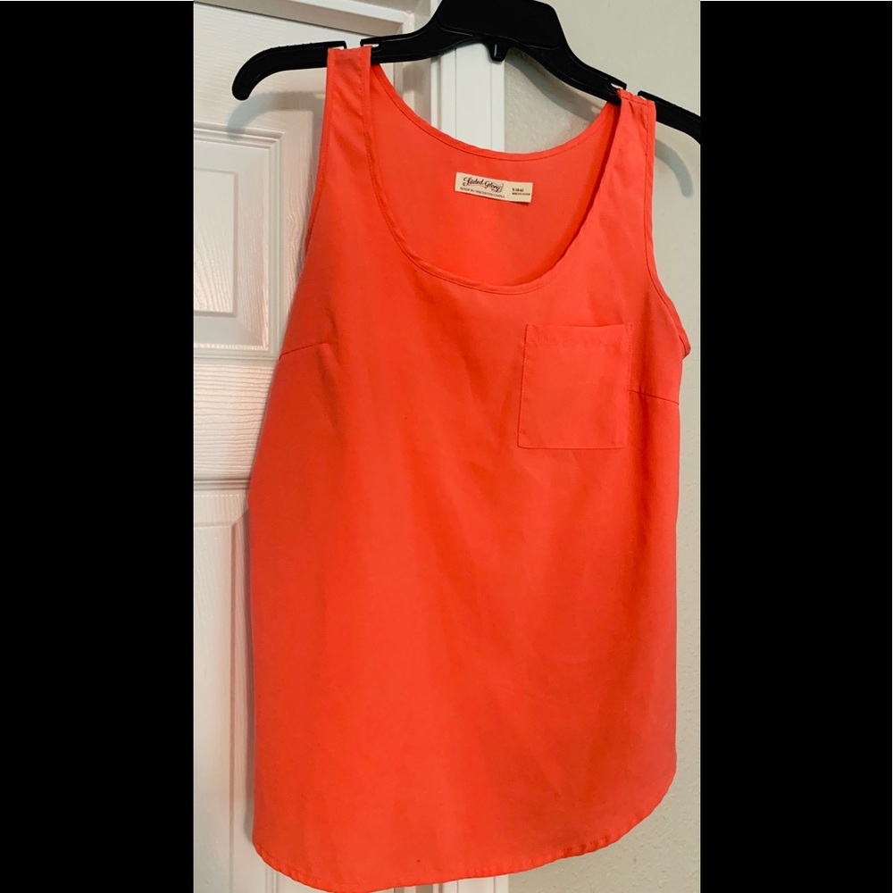 Gorgeous Coral top! 😍😉😊